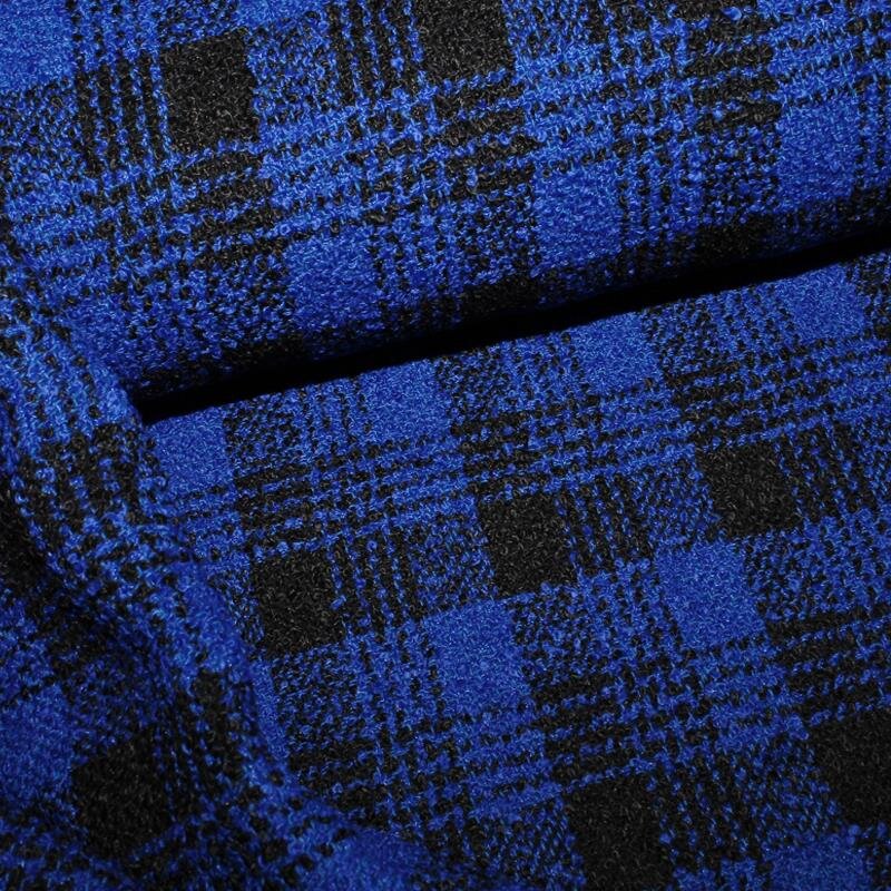 Bouclé Karo lapislazuli-schwarz
