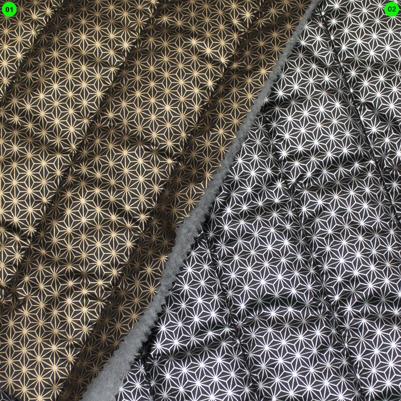 Jacken- & Mantelsteppstoff in Gold & Silber mit Geometrie-Muster, Wasserabweisend